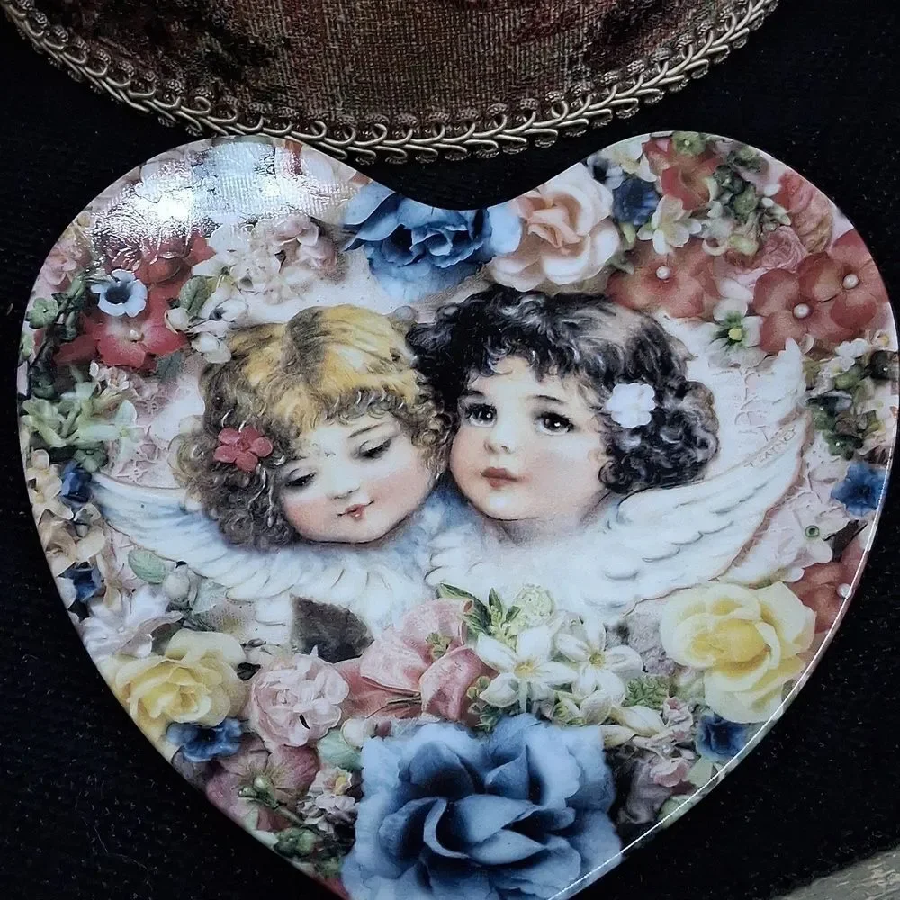 Vintage Tapestry Box, 2‎ Heavenly Heart Plates, & Rose Arrangement